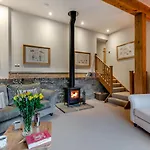 3 Bed In Grafty Oc-e31005 *