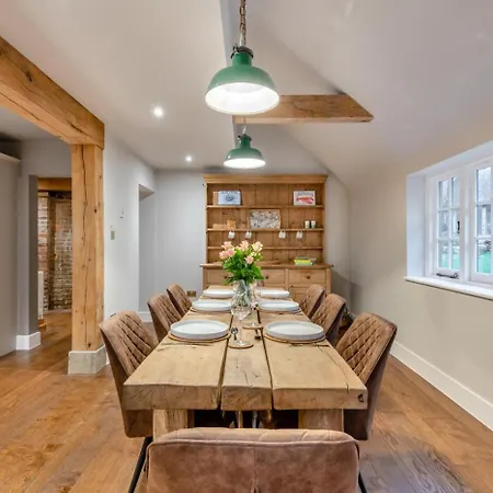 3 Bed In Grafty Oc-e31005 Holiday home *