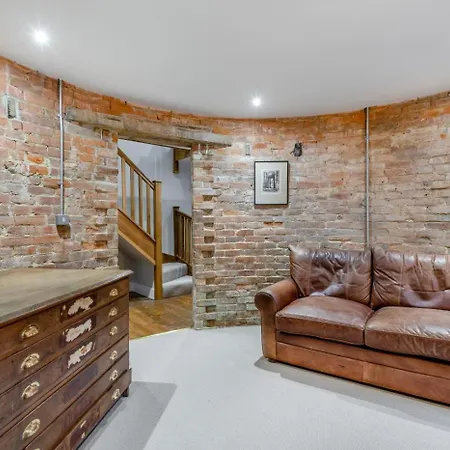 Holiday home 3 Bed In Grafty Oc-e31005 Bromfield