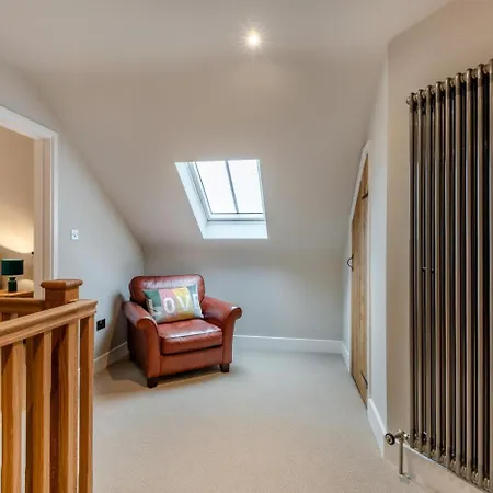 3 Bed In Grafty Oc-e31005 Holiday home Bromfield